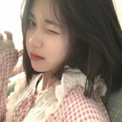 含情脉脉